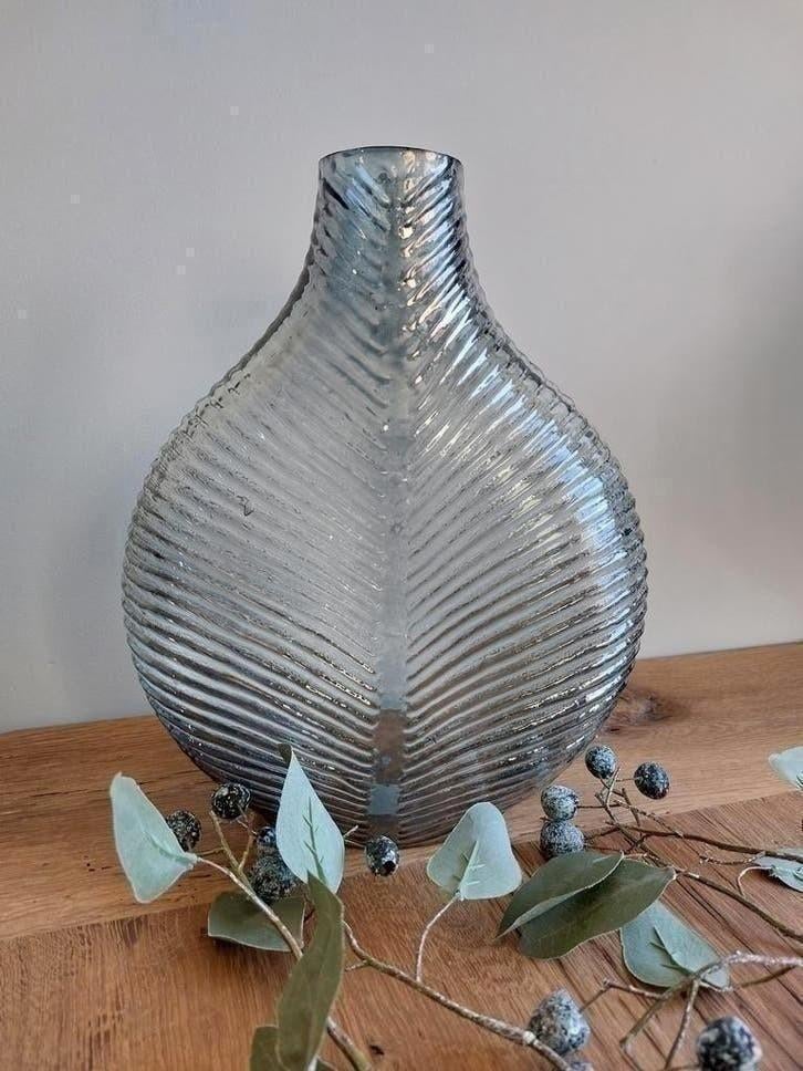 Vaas Glasvaas PTMD grijs glas vase glass H31 Nieuw, 31 cm, Handgemaakt, Nieuw, Ophalen of Verzenden