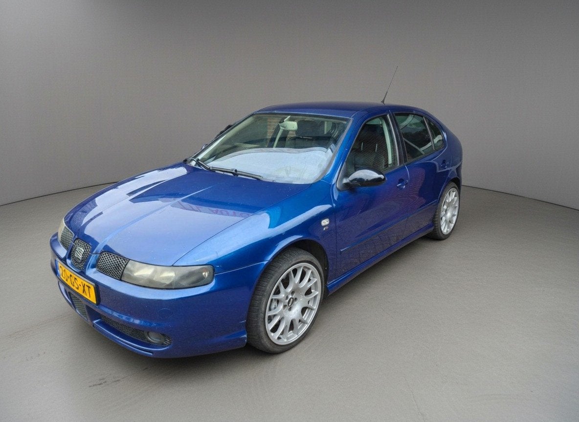 Seat Leon R32 Motor! Cupra 4, Recaro, Leer, Uniek, 250pk!, Gebruikt, Zwart, Bedrijf, Vierwielaandrijving