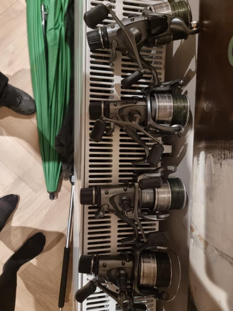 4x Shimano Super Baitrunner 10000 XTE Molens + 5 Spoelen, Watersport en Boten, Hengelsport | Karpervissen, Ophalen of Verzenden