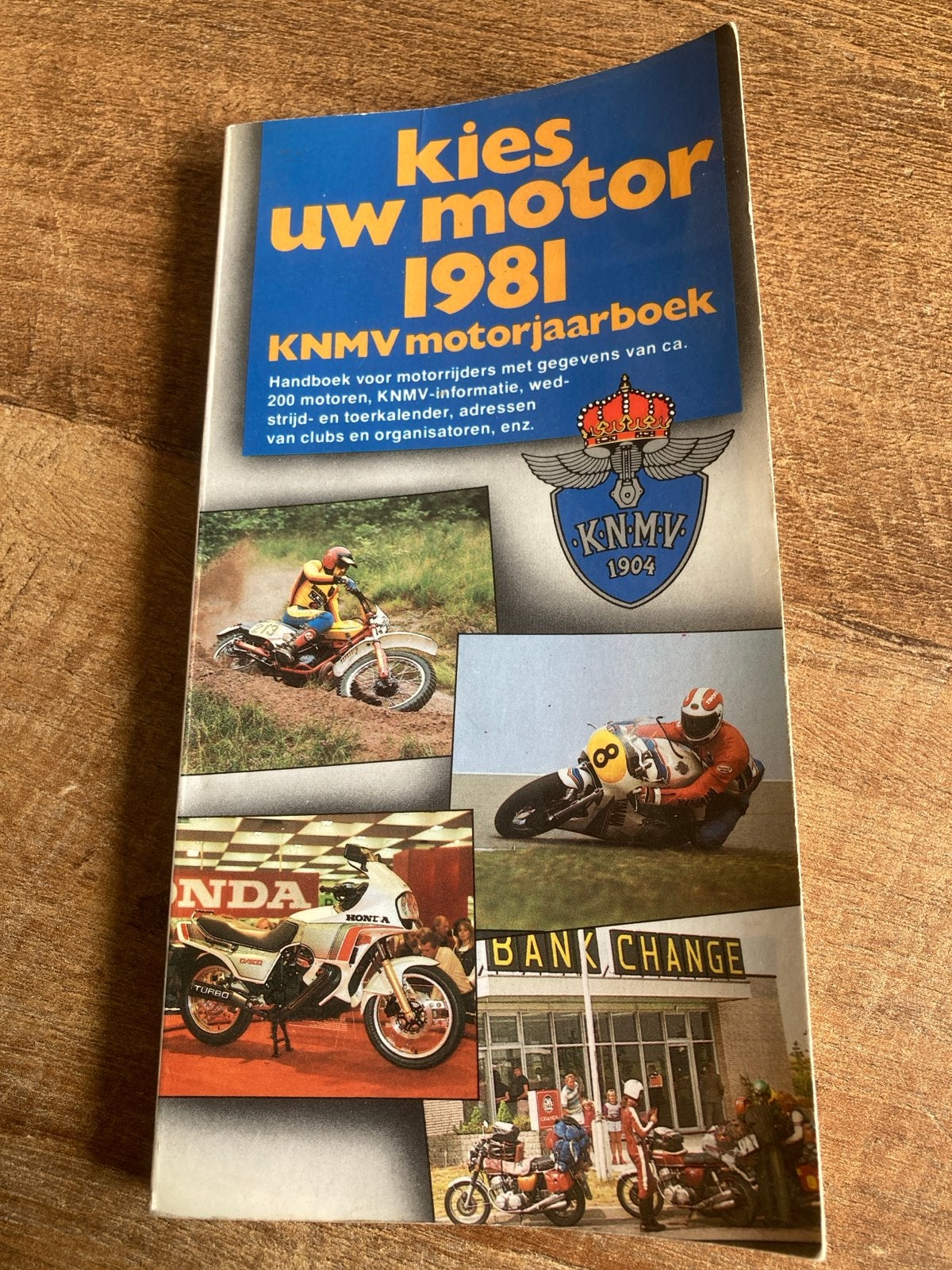 KNMV Motorjaarboek 1981 - Kies uw motor, Ophalen of Verzenden, Gelezen, Algemeen