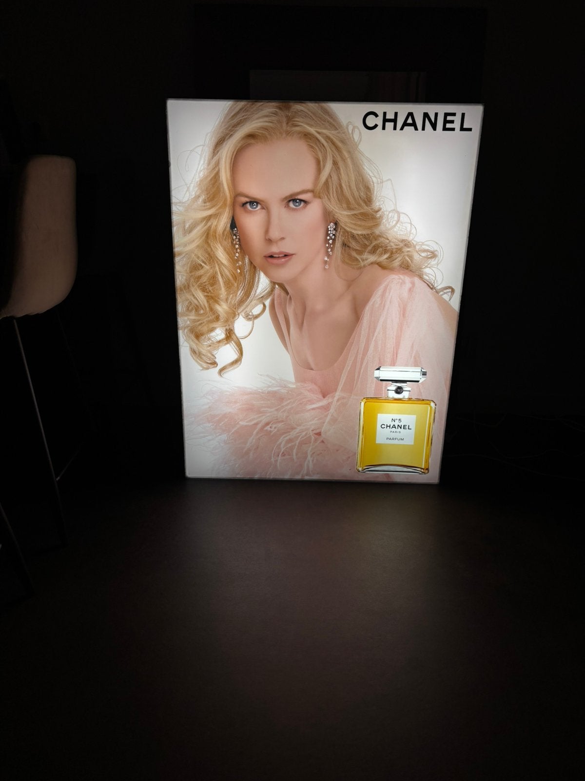 originele Chanel No. 5 verlichte etalage-lichtbak, Gebruikt, Meerkleurig, Kunststof, Ophalen of Verzenden