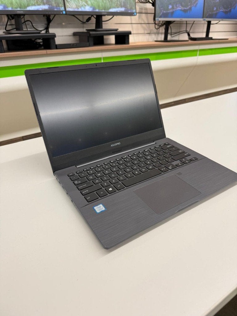 AsusPro P540FA - Intel i5 - 256 GB € 199,00, Computers en Software, Laptoptassen, Ophalen of Verzenden, Zo goed als nieuw, Aktetas