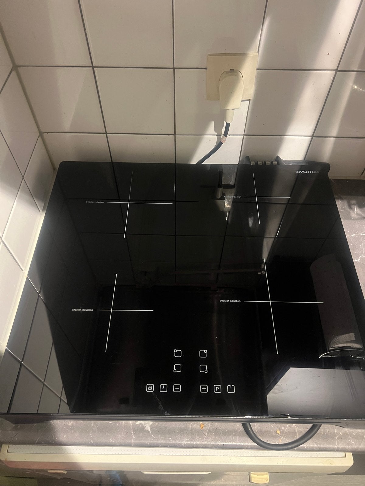 Vrijstaand Inventum inductiekookplaat PERILEX 2 en 3 fasen, Witgoed en Apparatuur, Kookplaten, Ophalen, 4 kookzones, Zo goed als nieuw