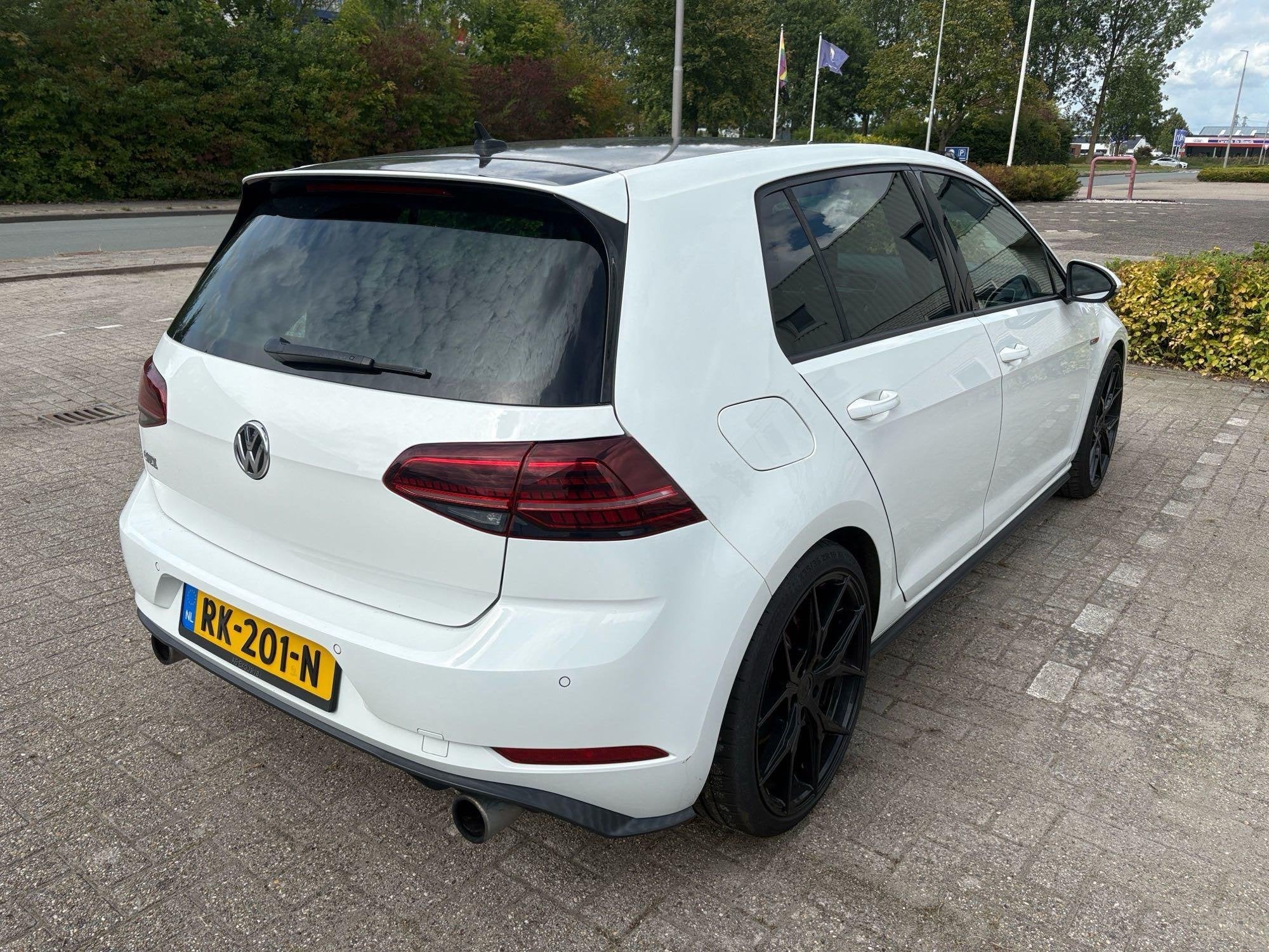 Volkswagen Golf 2.0 TSI GTI 230pk | Stoelverwarming | Adapti, Stof, Gebruikt, 4 cilinders, Wit