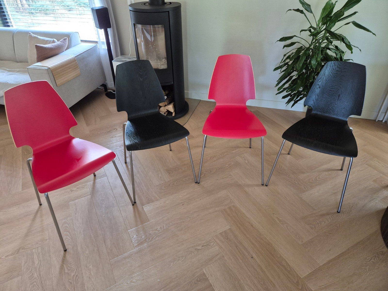 4x Ikea Vilmar keukenstoelen - Vintage look, stapelbaar, Huis en Inrichting, Ophalen, Overige kleuren, Vintage, Zo goed als nieuw