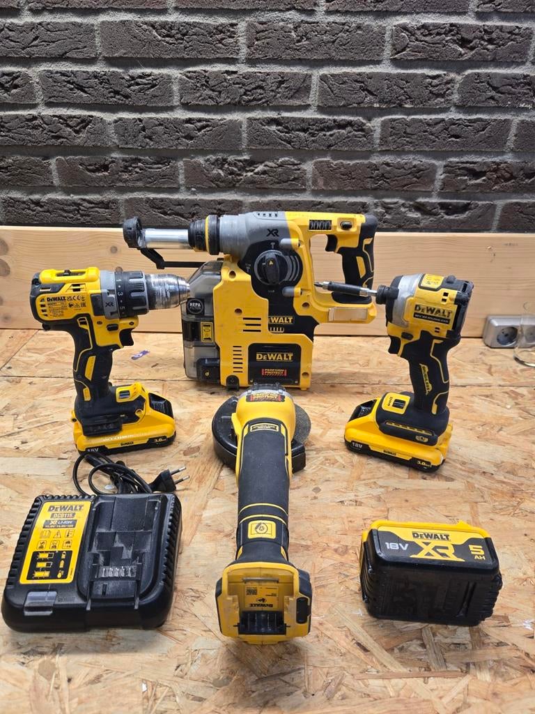 DeWalt 18v  Slijptol boormachine schroeftol, Overige typen, Ophalen of Verzenden, Variabele snelheid, Gebruikt