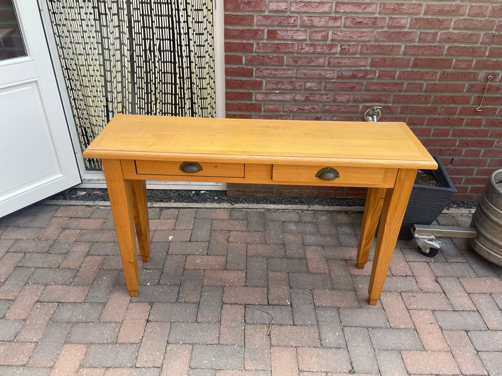 Eikenhouten sidetable / bureau met 2 lades, Ophalen, Gebruikt, 75 cm of meer, 60 cm of meer
