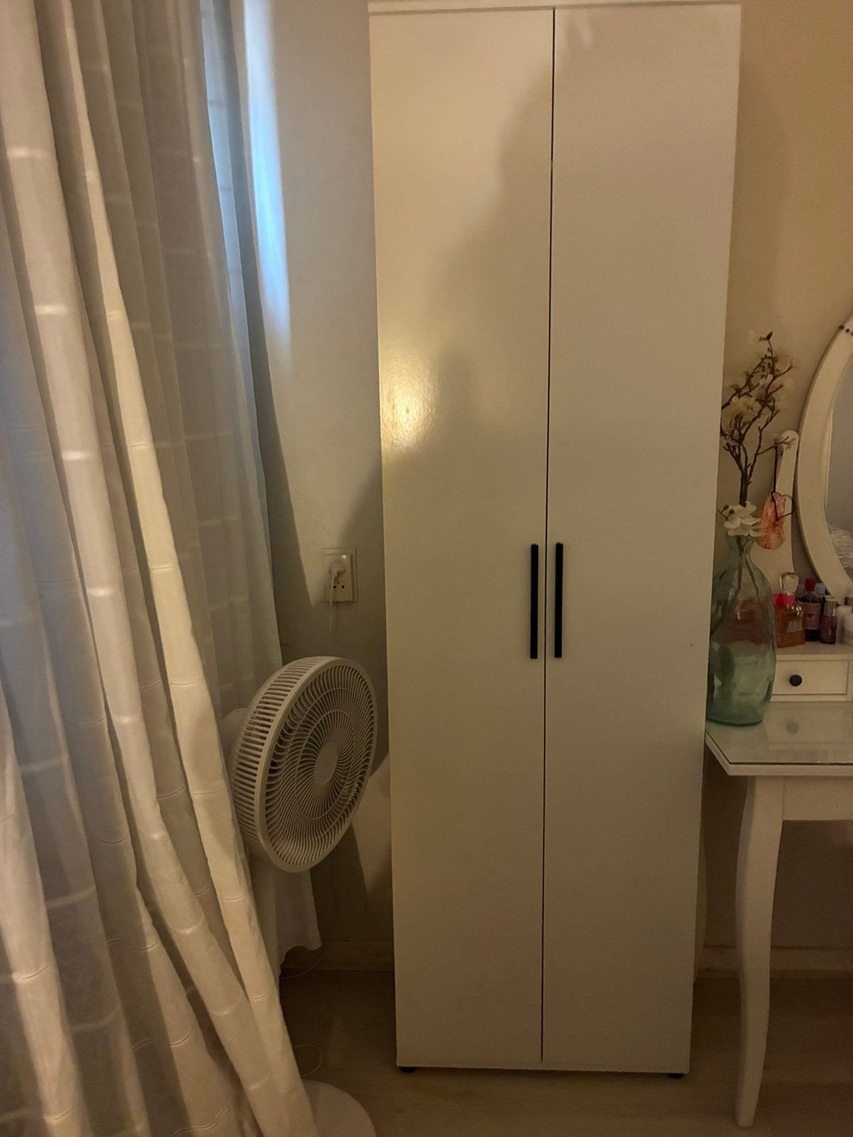 Mooie Jassen kast zelf, Ophalen, 50 tot 100 cm, Zo goed als nieuw, 150 tot 200 cm