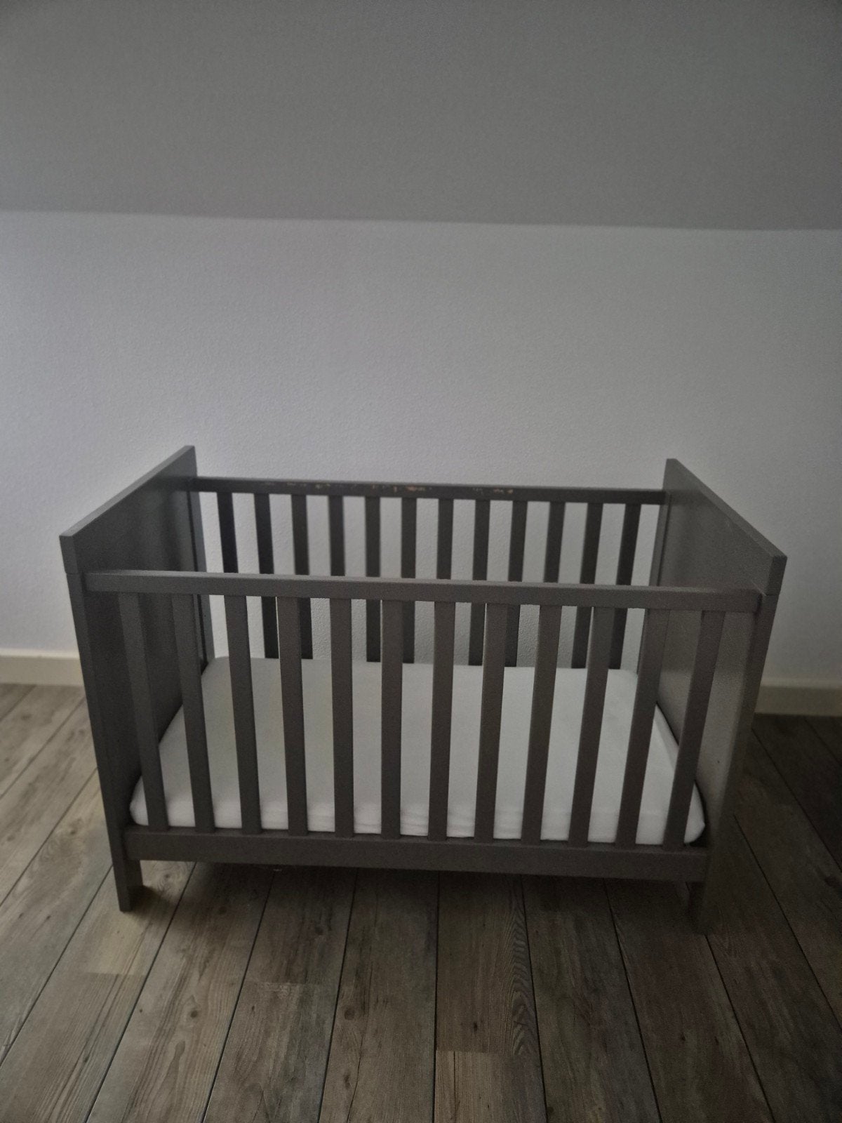 Baby ledikant met matras - 125x67x85 cm, Ophalen
