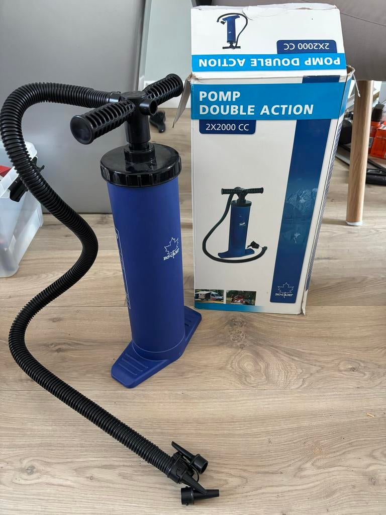 Bo-Camp Double Action Pomp - Luchtbedden, boten, zwembaden, Caravans en Kamperen, Ophalen of Verzenden, Zo goed als nieuw, Handmatig