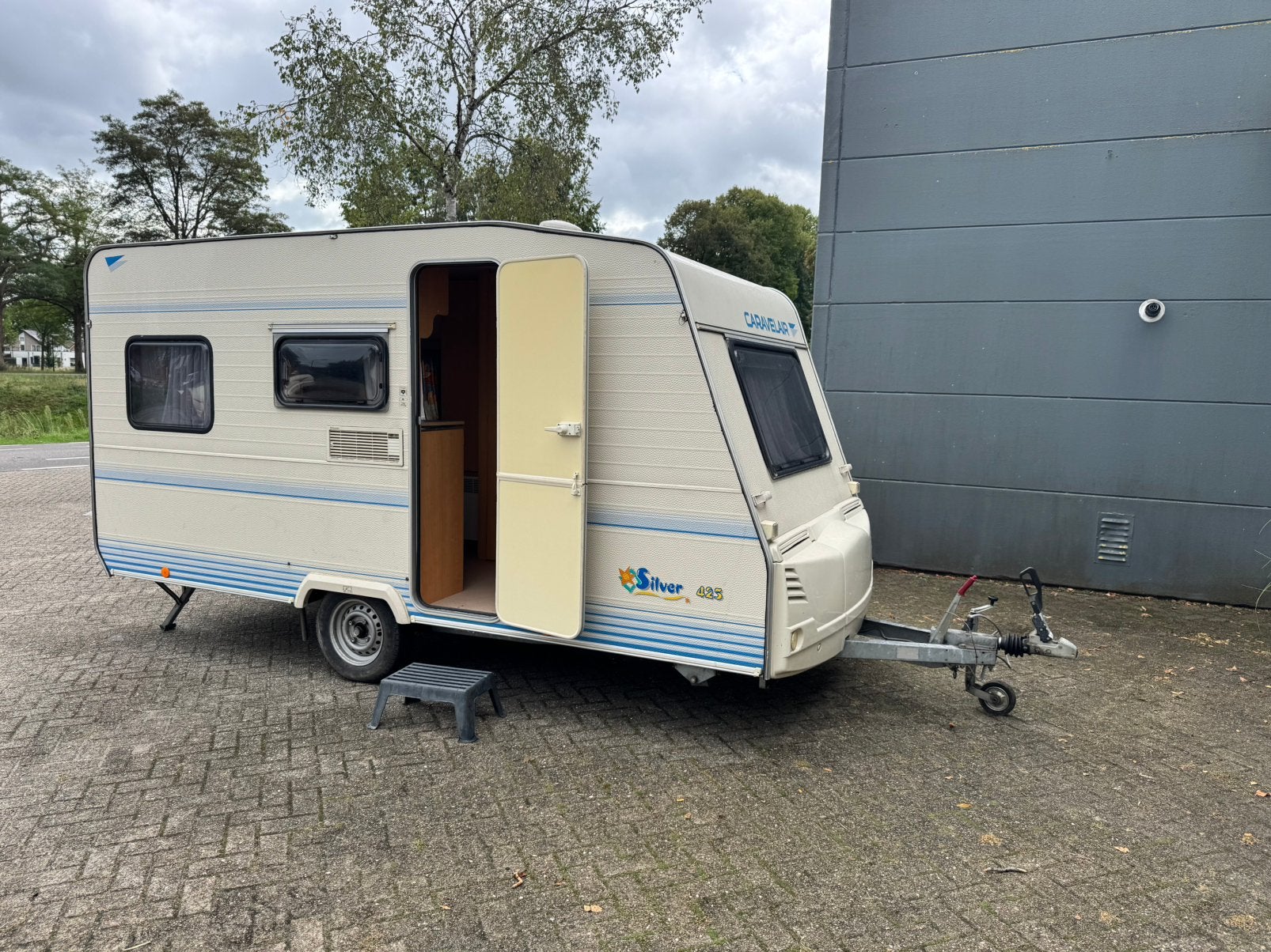Caravelair Silver 425 - Toilet ruimte! Lichtgewicht caravan, Standaardzit, Bedrijf, Imperial, 4 tot 5 meter