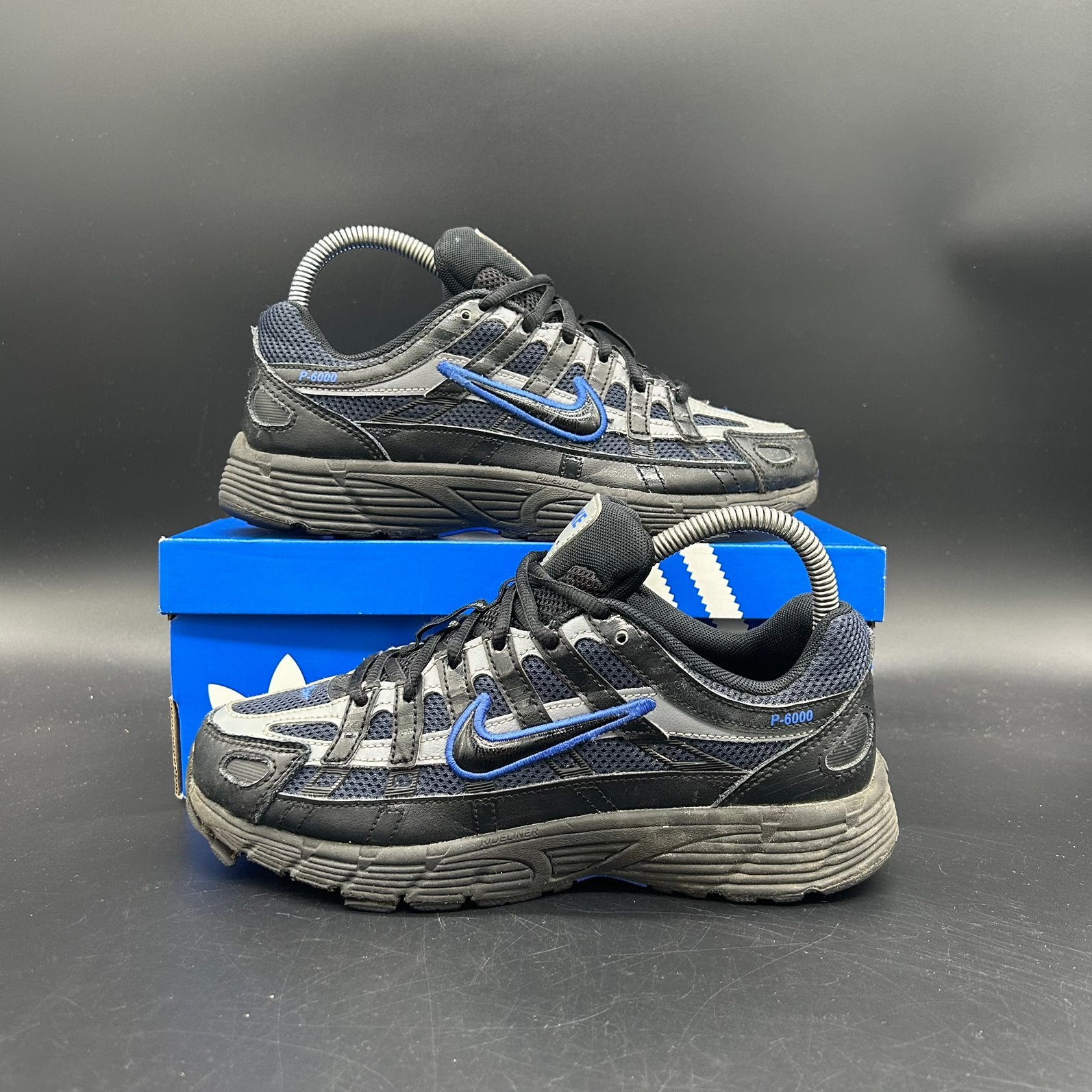 Nike p-6000 zwart blauw maat 36,5, Zwart, Ophalen of Verzenden, Sneakers of Gympen, Gedragen