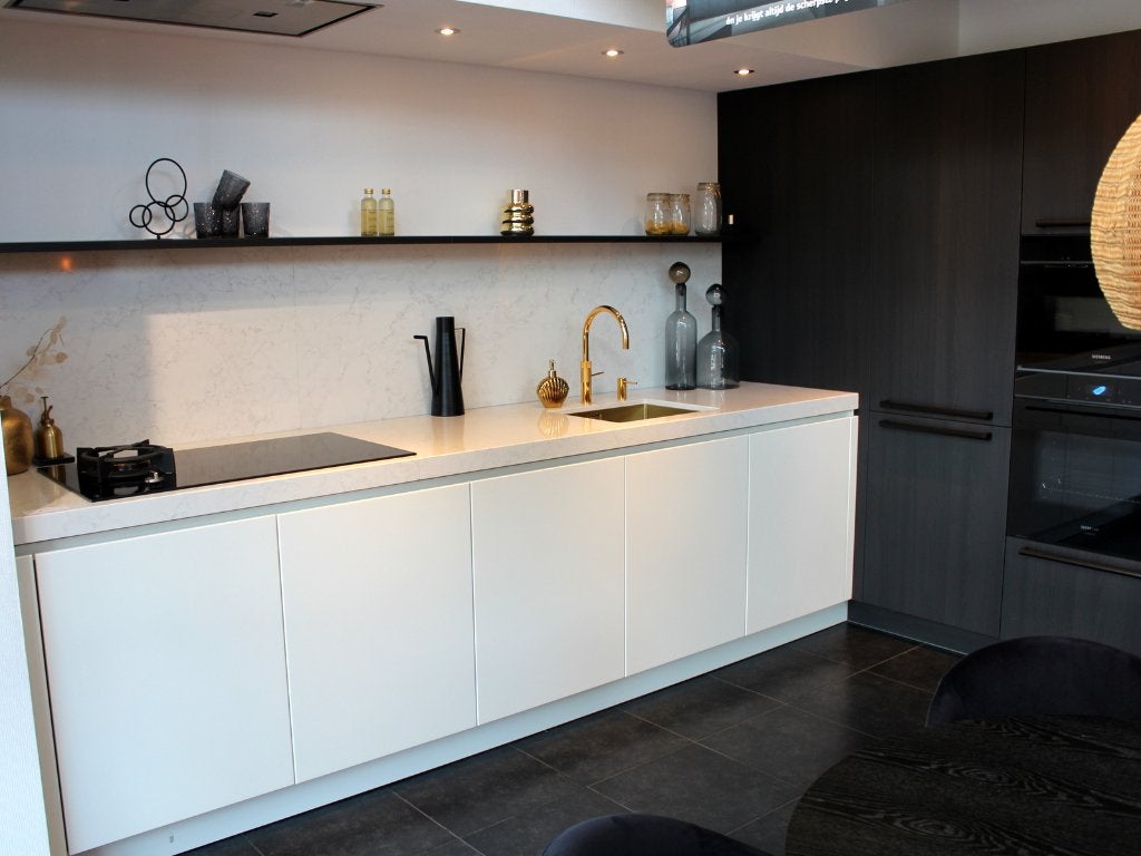 HU3 | Luxe Häcker  Hoekkeuken | Siemens & ATAG | Quooker, Ophalen, Info@)haecker-kuechen.de, Overige kleuren, Hoekkeuken