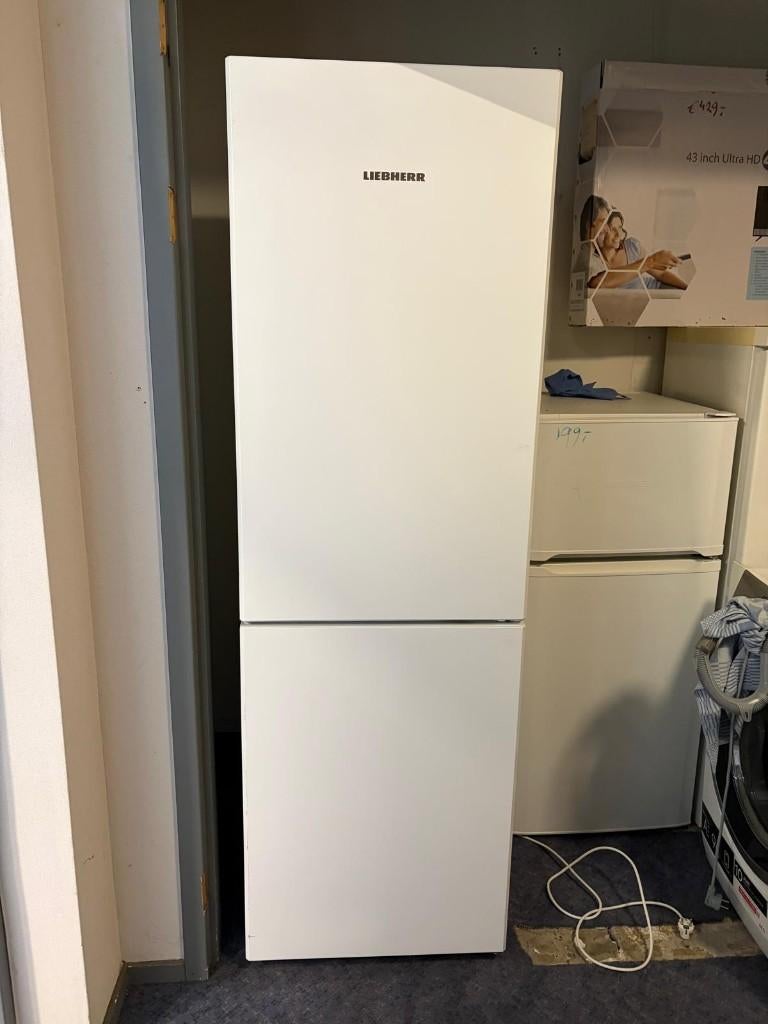 Liebherr vrijstaande koel vries combinatie, 200 liter of meer, 60 cm of meer, Met aparte vriezer, Zo goed als nieuw