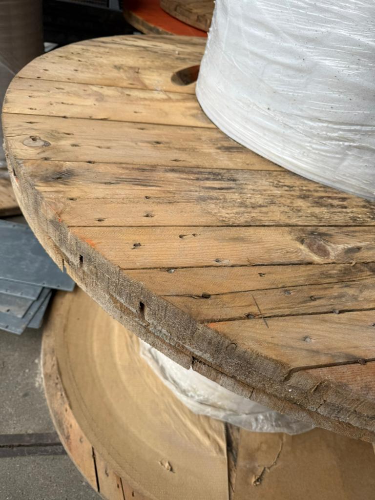 Houten haspels, Ophalen, Zo goed als nieuw
