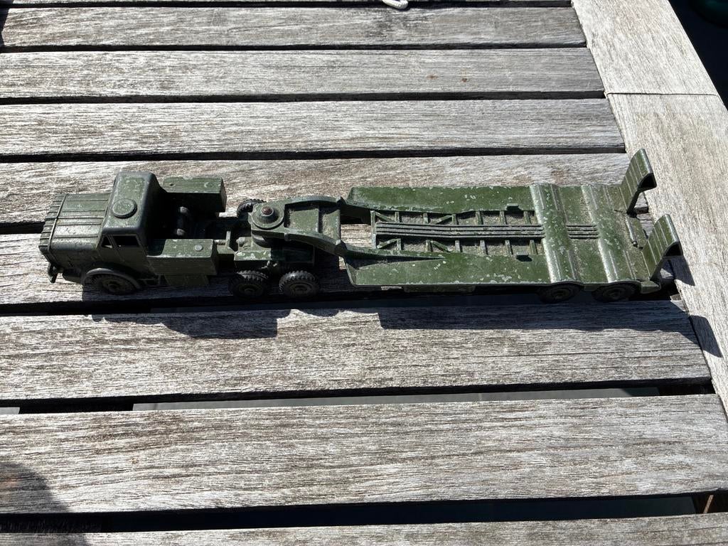 Vintage Dinky Toys Leger Vrachtwagen met Oplegger, Ophalen, Gebruikt