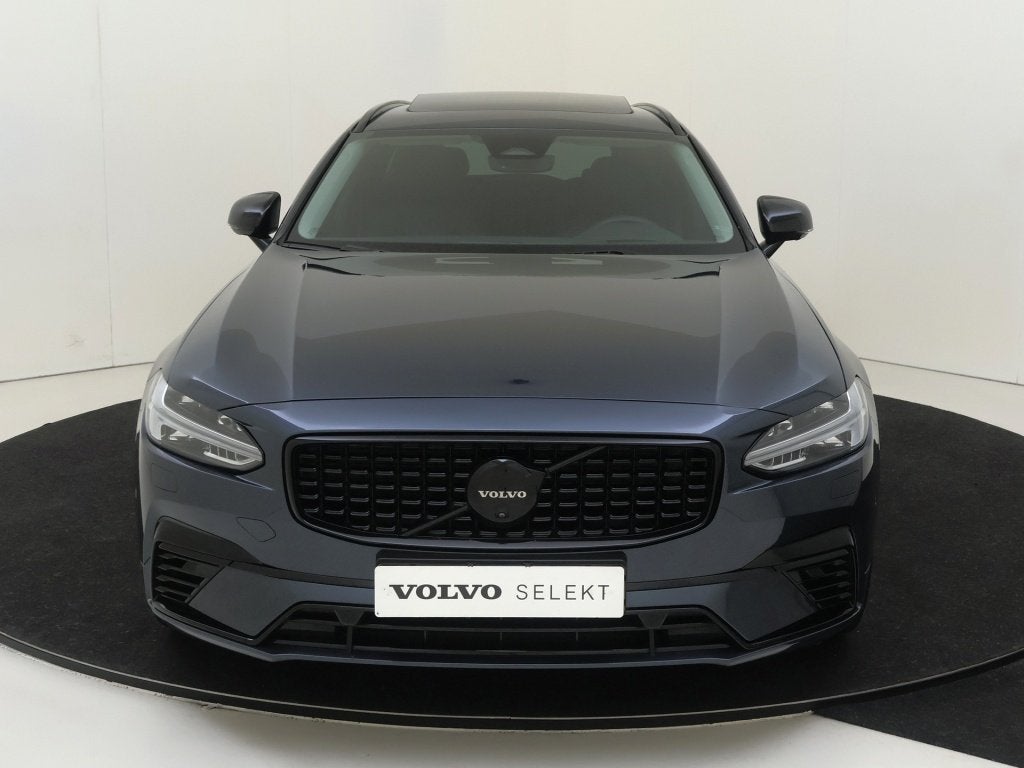 Volvo V90 2.0 T6 AWD Ult. Dark | Stoelkoeling | H&K Audio |, Auto's, Volvo, 4 cilinders, Blauw, 1975 kg, Hybride Elektrisch/Benzine