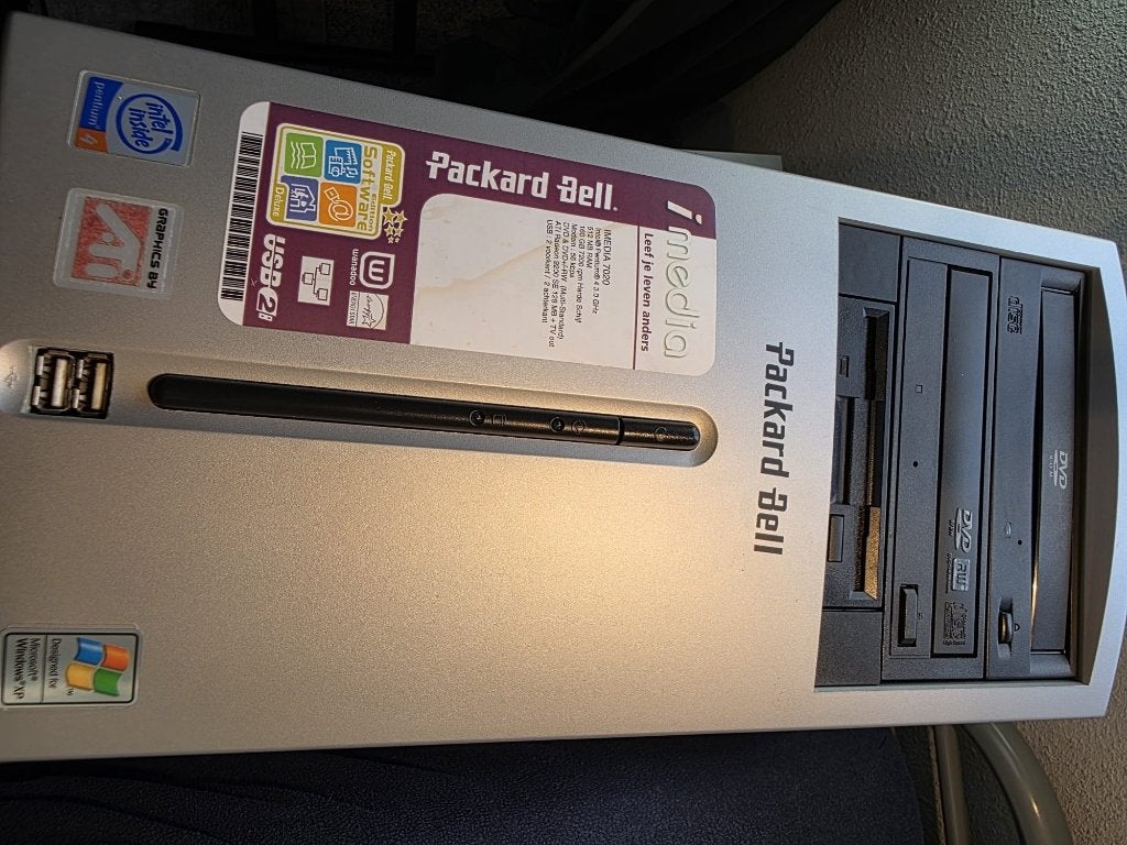 Packard Bell iMedia 7020 Pentium 4 retro pc – defect, Computers en Software, Ophalen, Packard Bell