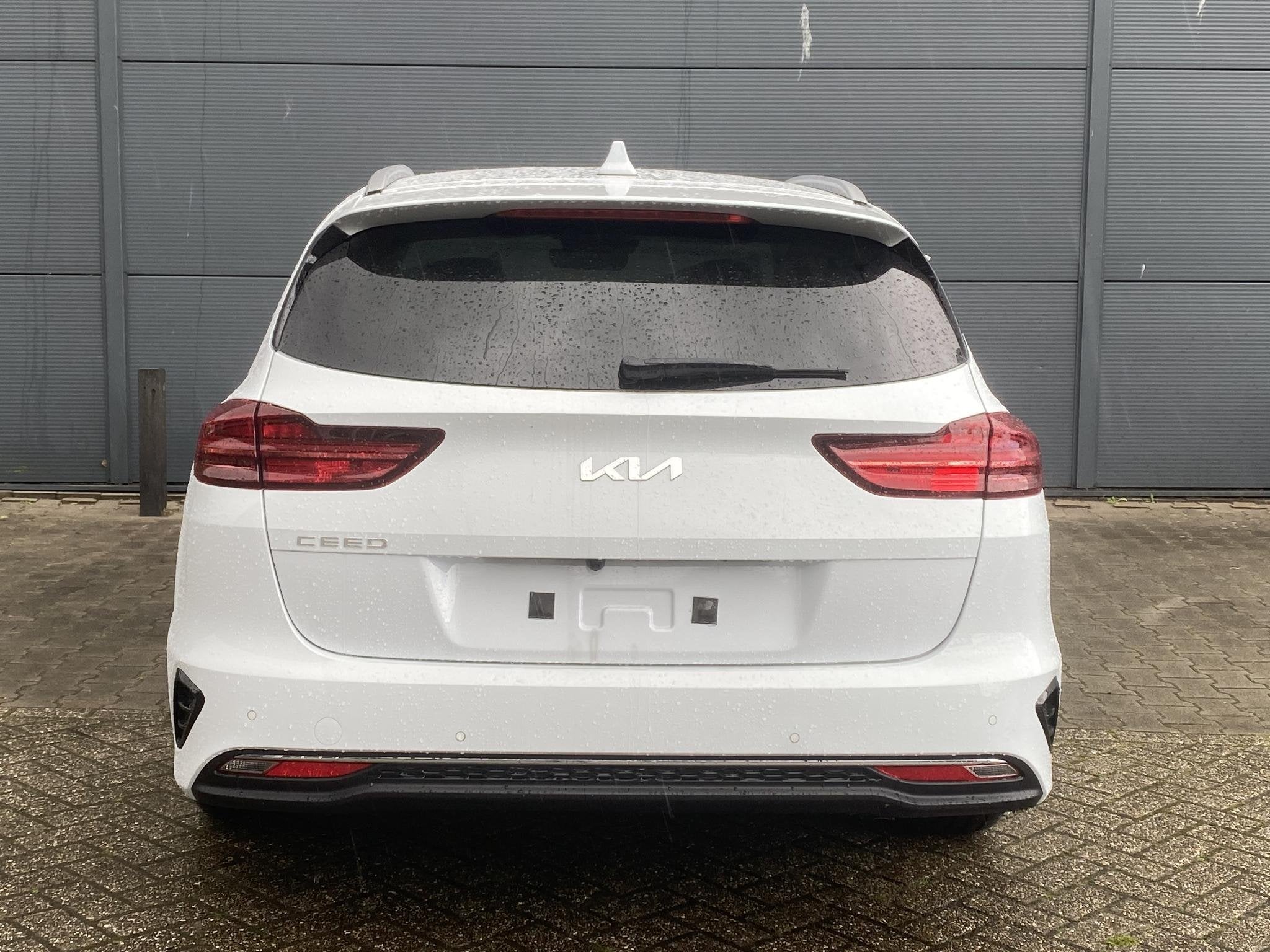 Kia Ceed Sportswagon 1.0 T-GDi DynamicPlusLine | Stoel/Stuur, Voorwielaandrijving, Euro 6, Leder en Stof, Wit
