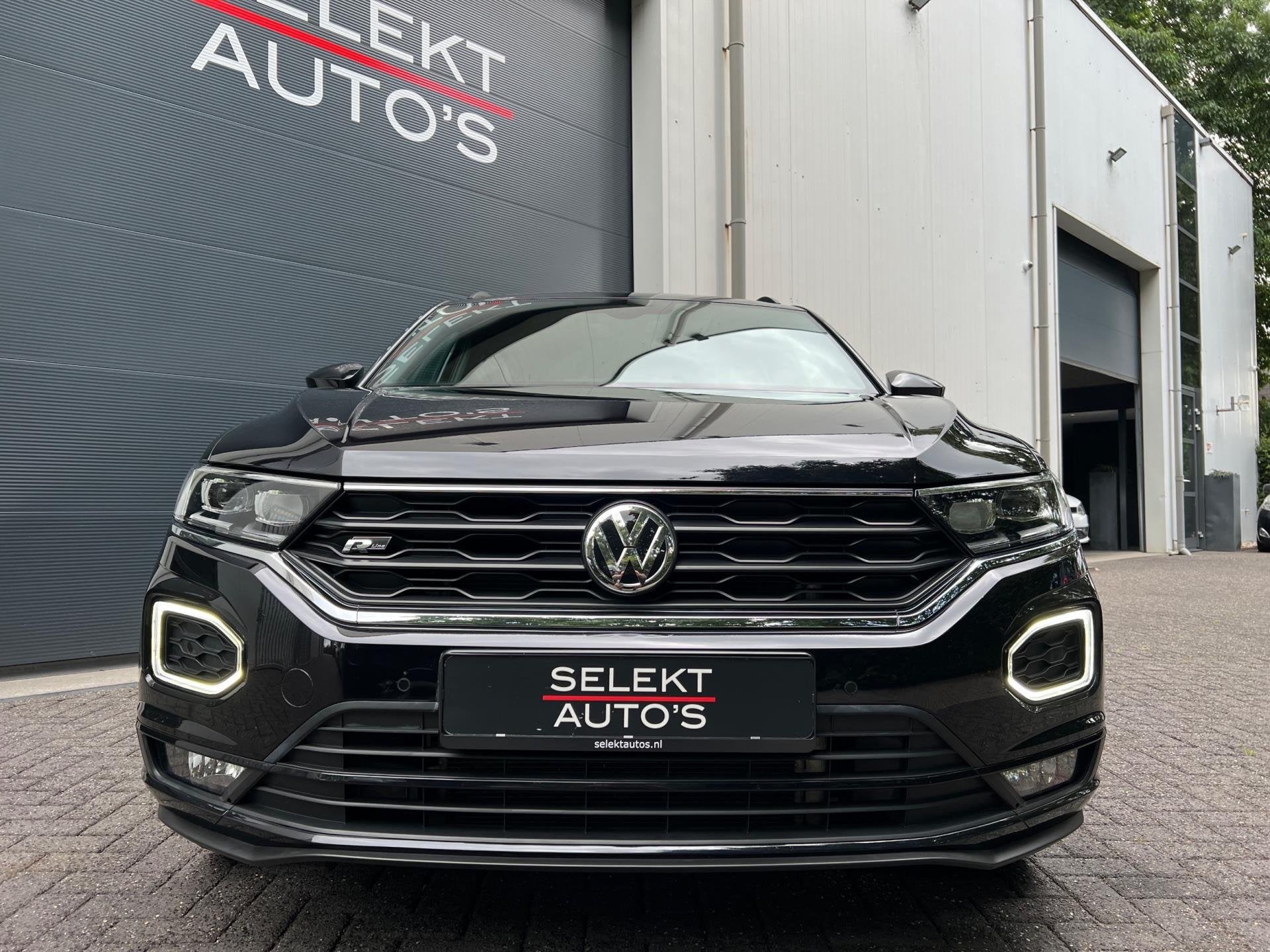 Volkswagen T-Roc 2.0 TSI 4-Motion 3x R-Line DSG Virtual/Pano, Auto's, Automaat, Dealer onderhouden, Gebruikt, 1984 cc
