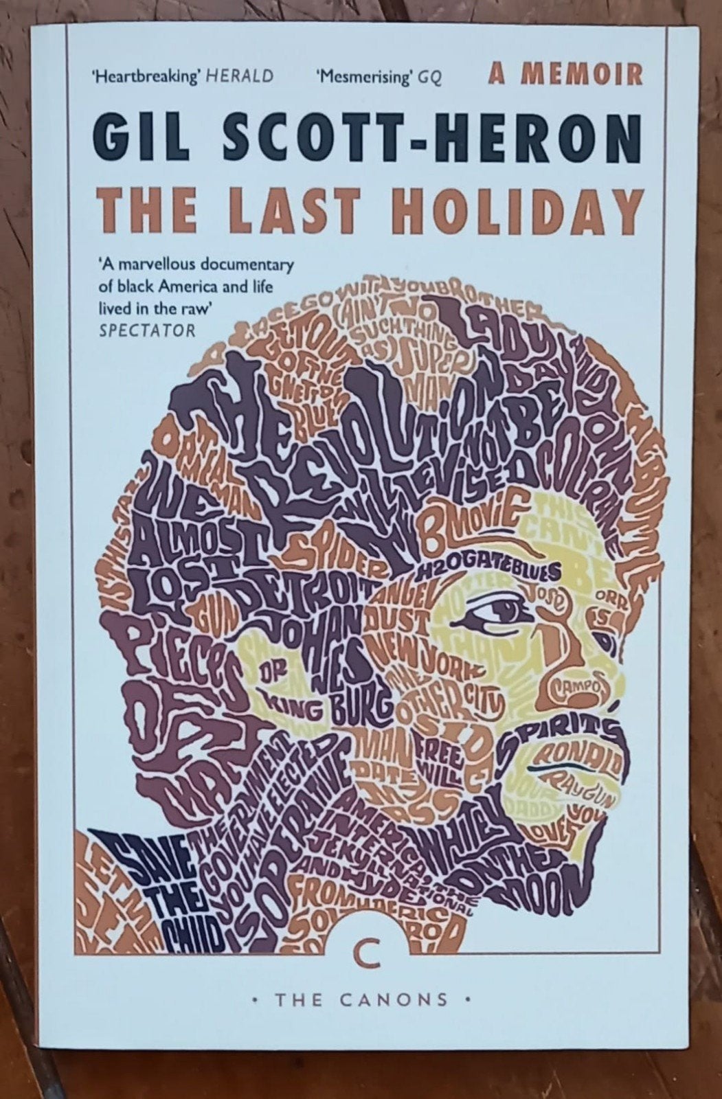 Gil Scott Heron - The Last Holiday, Ophalen of Verzenden, Gelezen, Artiest