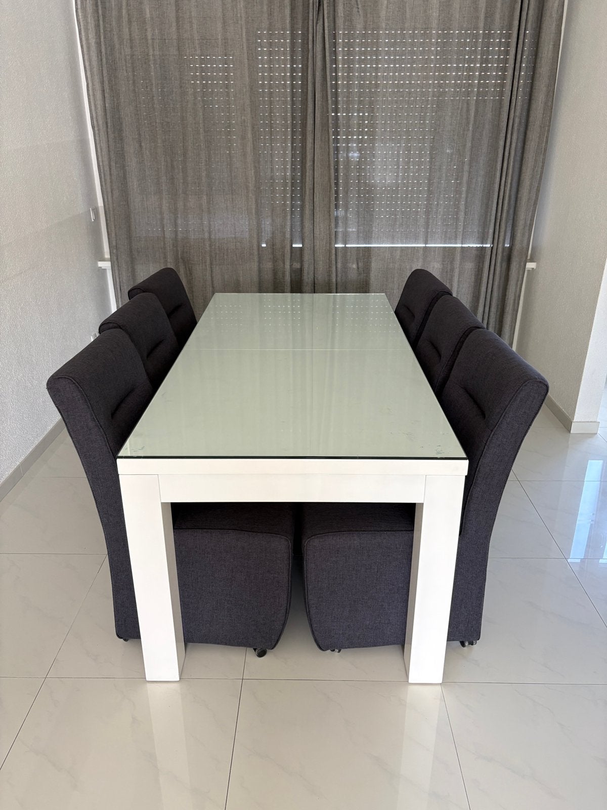 Moderne eettafel met glazen blad en 6 eetstoelen, Ophalen