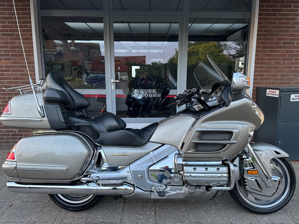 Honda GL1800 GOLDWING (bj 2002), Auto's, Gebruikt, Overige modellen, Overige brandstoffen, Bedrijf