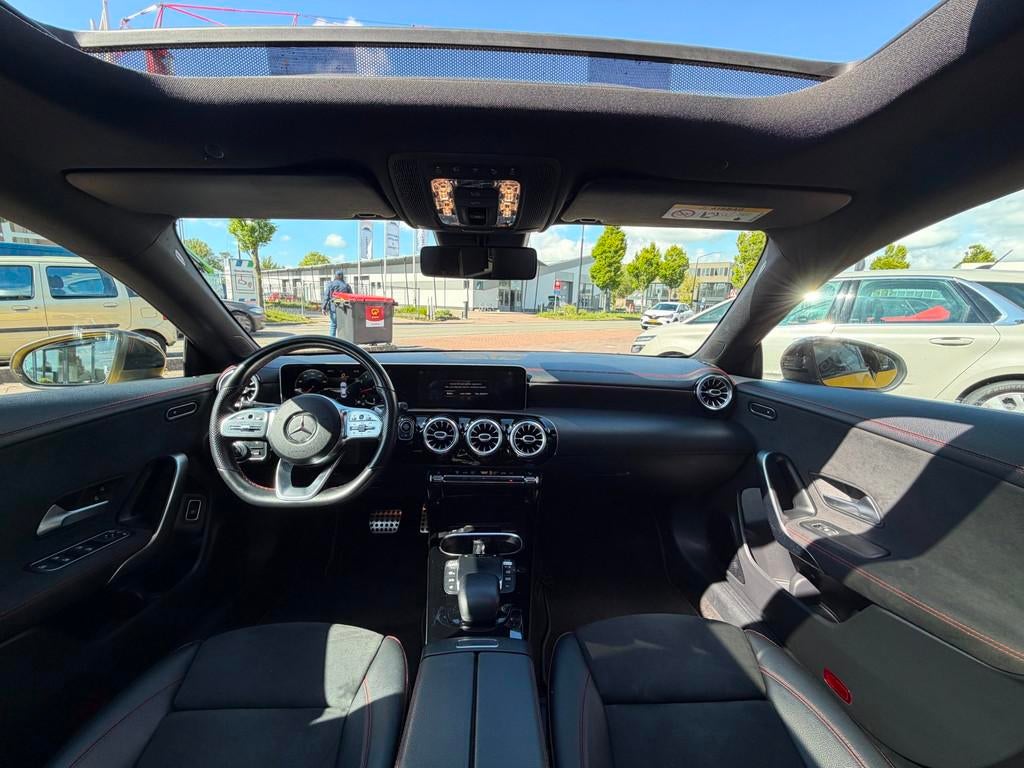 Mercedes-Benz CLA-klasse 250 4MATIC Premium Plus AUT|PANO, Automaat, 15 km/l, Euro 6, 4 cilinders