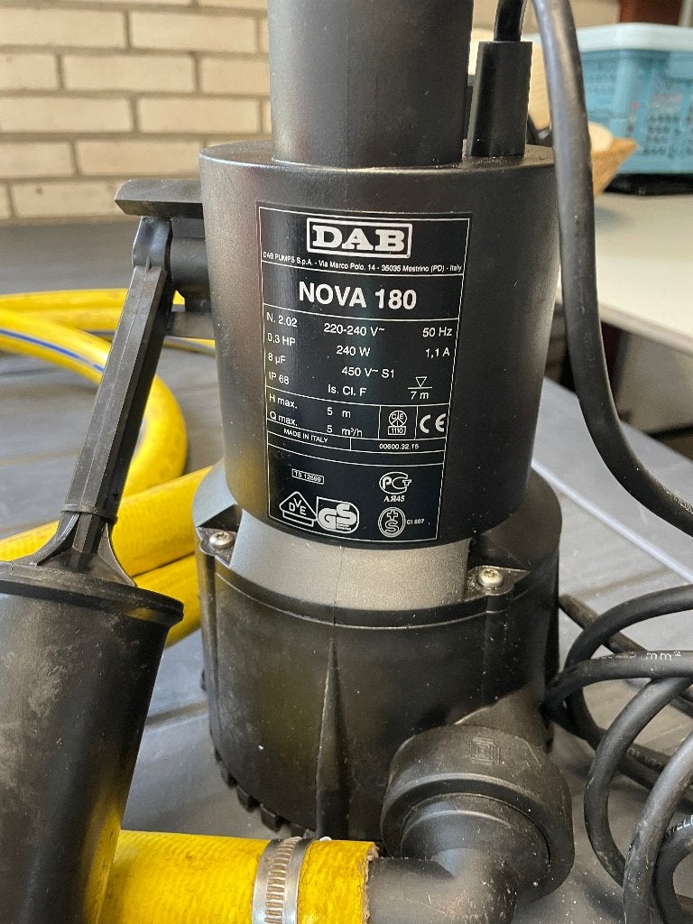 Dompelpomp, Tuin en Terras, Waterpompen, Ophalen, Zo goed als nieuw, Elektrisch, Dompelpomp
