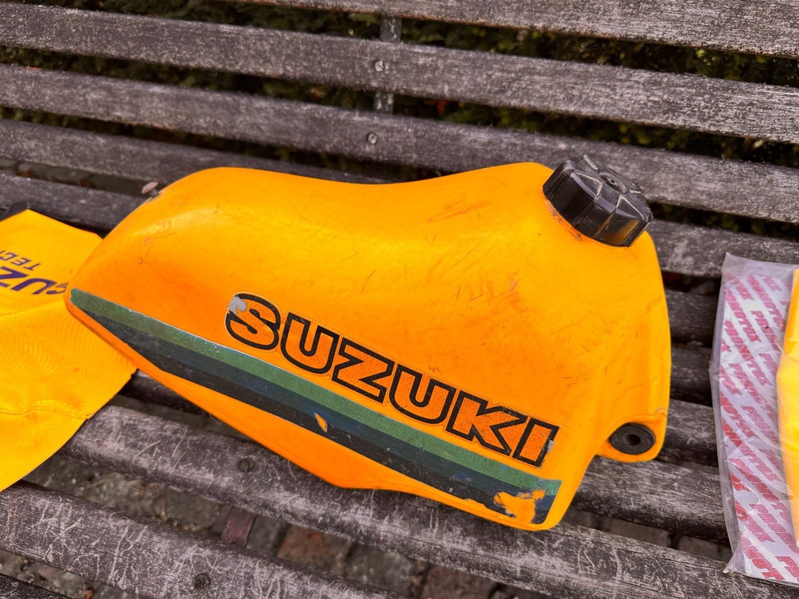 Suzuki RM125 tank 1981-1983, Ophalen of Verzenden, Gebruikt
