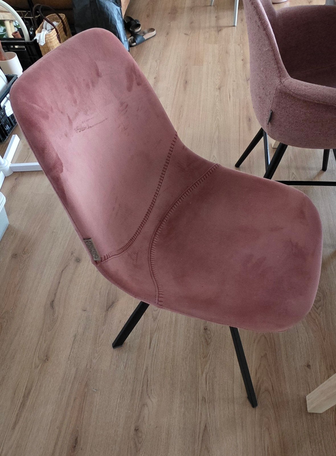Stijlvolle roze Dutchbone stoel - izgs, Ophalen, Overige kleuren, Modern, Scandinavisch, Zo goed als nieuw