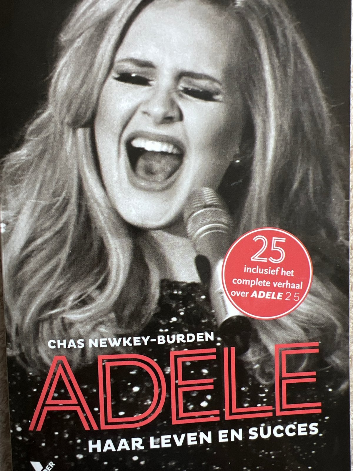 Adele: Haar Leven en Succes - Biografie, Ophalen of Verzenden, Gelezen, Film, Tv en Media