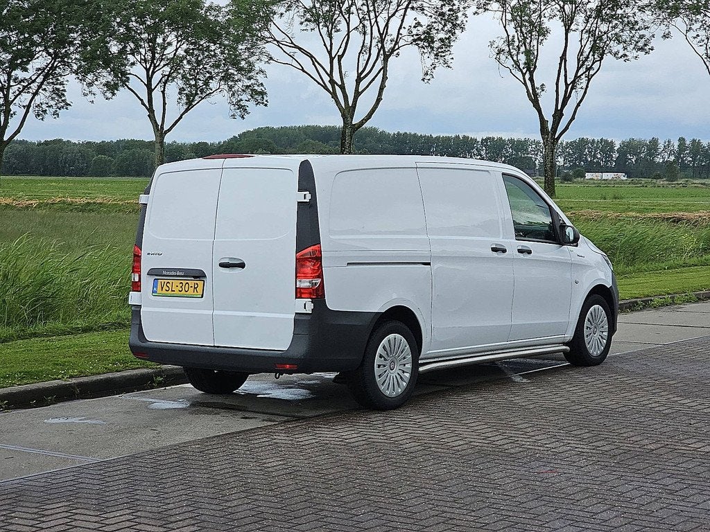 MERCEDES-BENZ EVITO 66kwh wltp 292 kms, Automaat, Gebruikt, 2255 kg, 116 pk