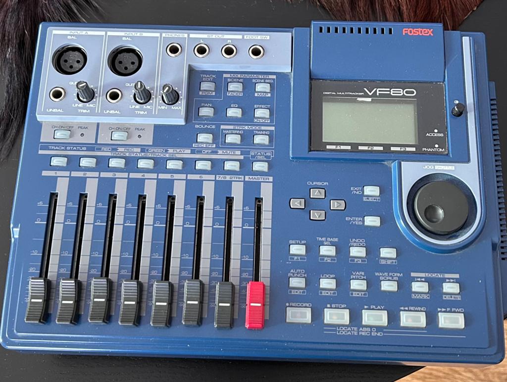 Fostex VF80 HDD, Muziek en Instrumenten, Mengpanelen, Verzenden, Zo goed als nieuw, 5 tot 10 kanalen, Microfooningang