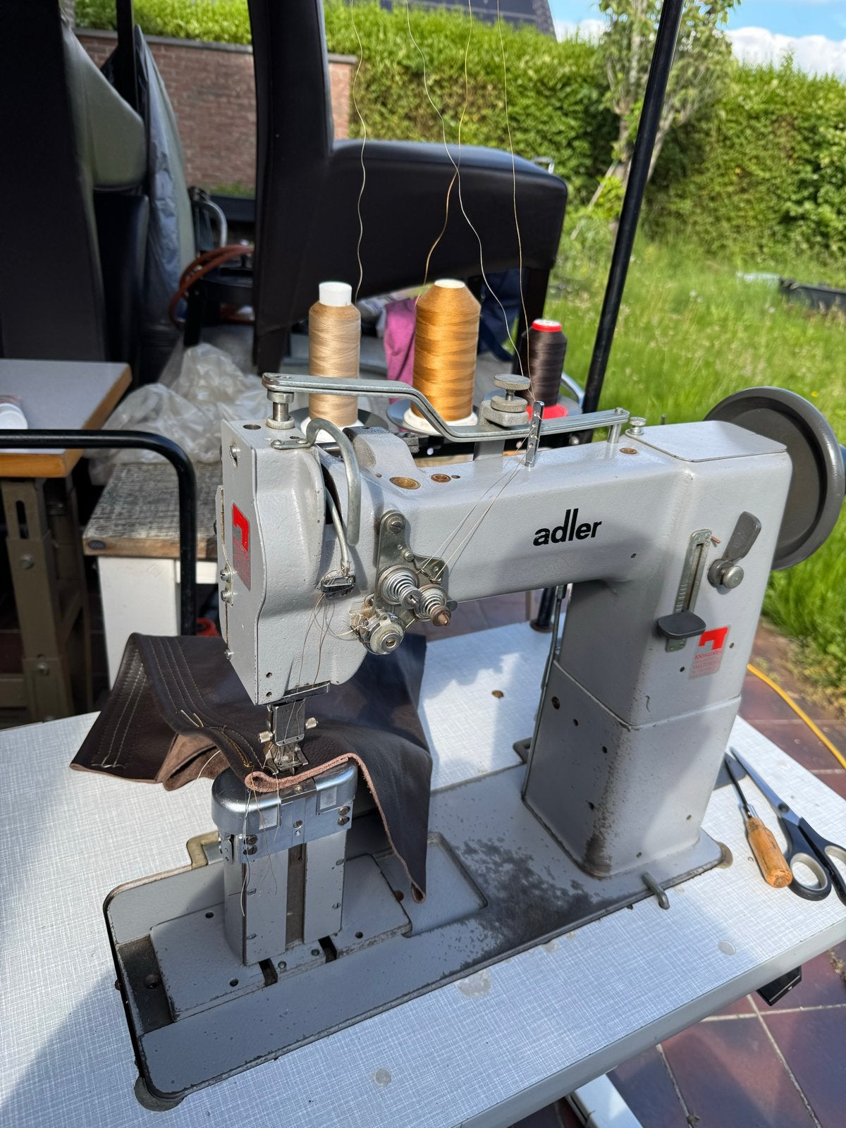 Adler 168-273 Industriële Naaimachine voor Leer, Hobby en Vrije tijd, Naaimachines en Toebehoren, Overige merken, Gebruikt, Ophalen of Verzenden