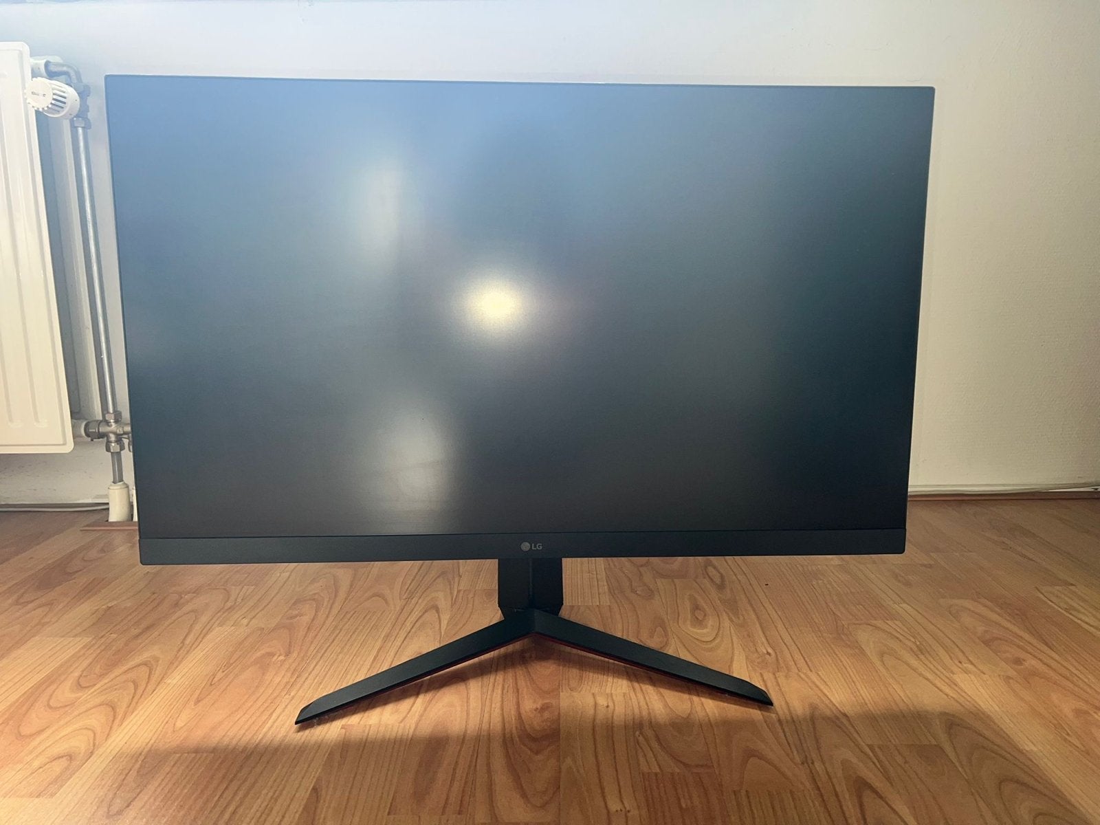 LG UltraGear Gaming Monitor - Zo goed als nieuw, IPS, 101 t/m 150 Hz, In hoogte verstelbaar, Full HD