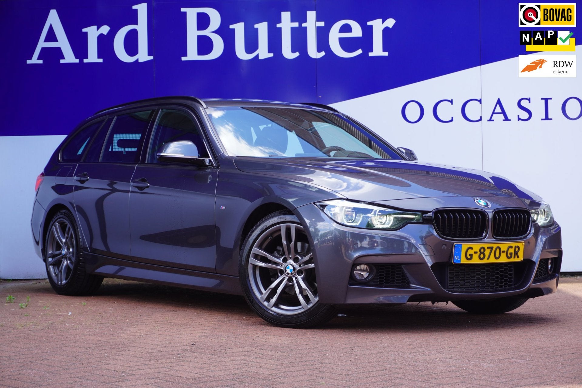 BMW 3-serie Touring 318i M Sport elek-Klep+Led+Volleder+navi, Automaat, Gebruikt, 1465 kg, 3 cilinders