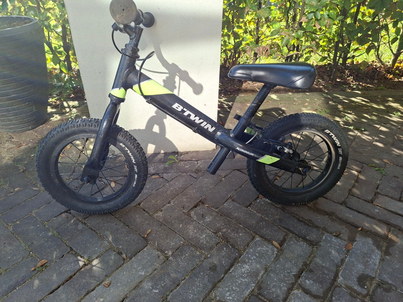 B'Twin loopfiets, zwart/geel, 12 inch, Ophalen, Gebruikt, Minder dan 16 inch, B'Twin