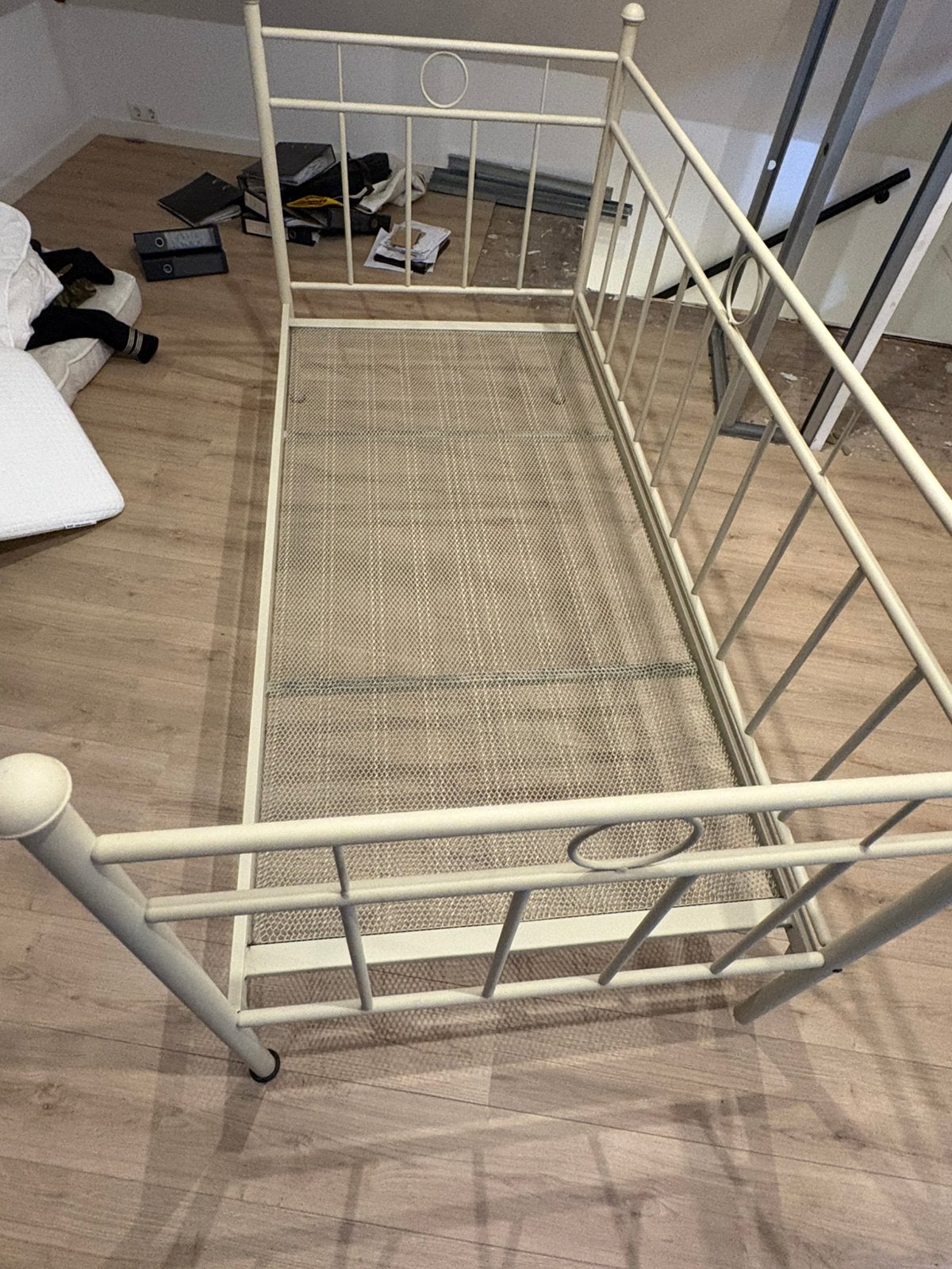 Bed frame incl. Matras, Ophalen, 100 cm, Eenpersoons, Zo goed als nieuw