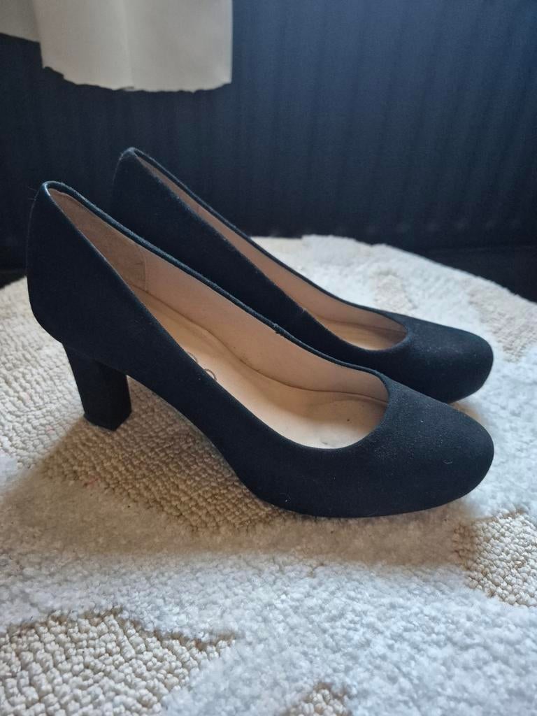 Nette dames schoenen met hak, Ophalen, Zo goed als nieuw, Zwart