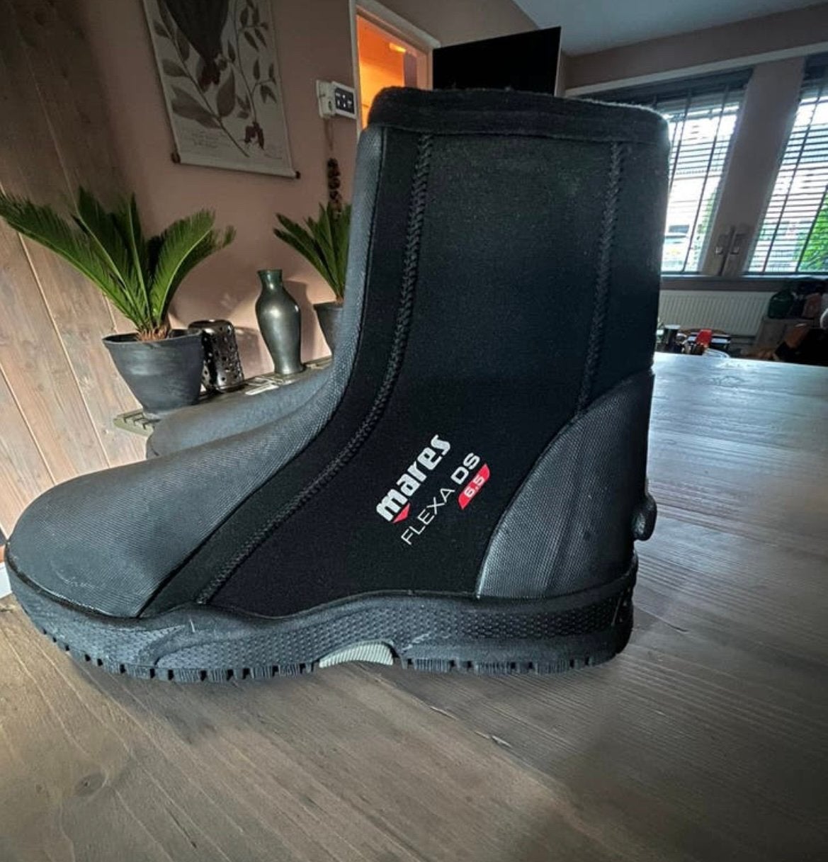 Mares Duiklaarsjes maat 11 ( 44/45), Watersport en Boten, Ophalen of Verzenden, Zo goed als nieuw, Zwem- of Duikvliezen
