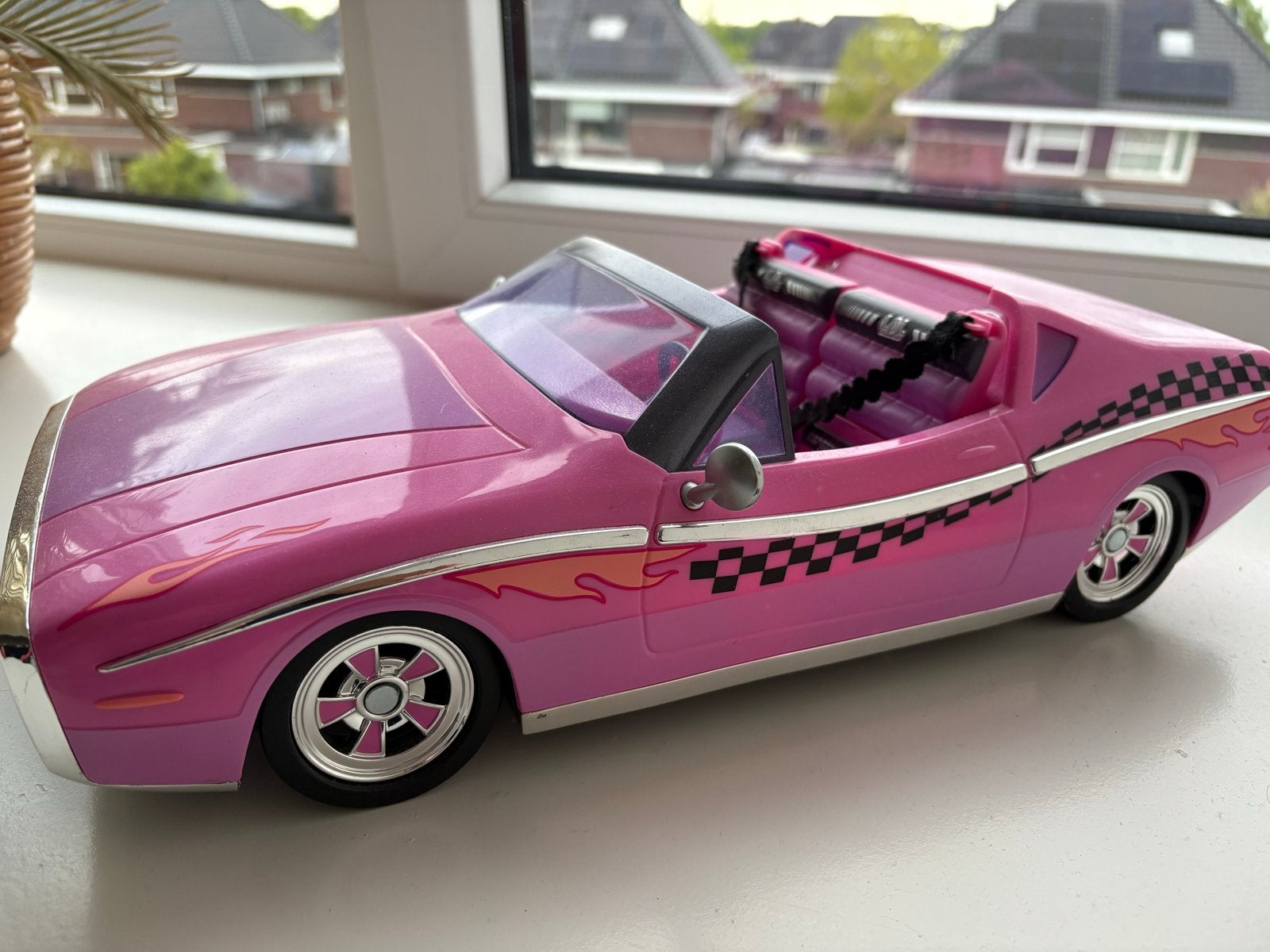 Roze speelgoedauto LOL- Cabrio, Ophalen, Zo goed als nieuw