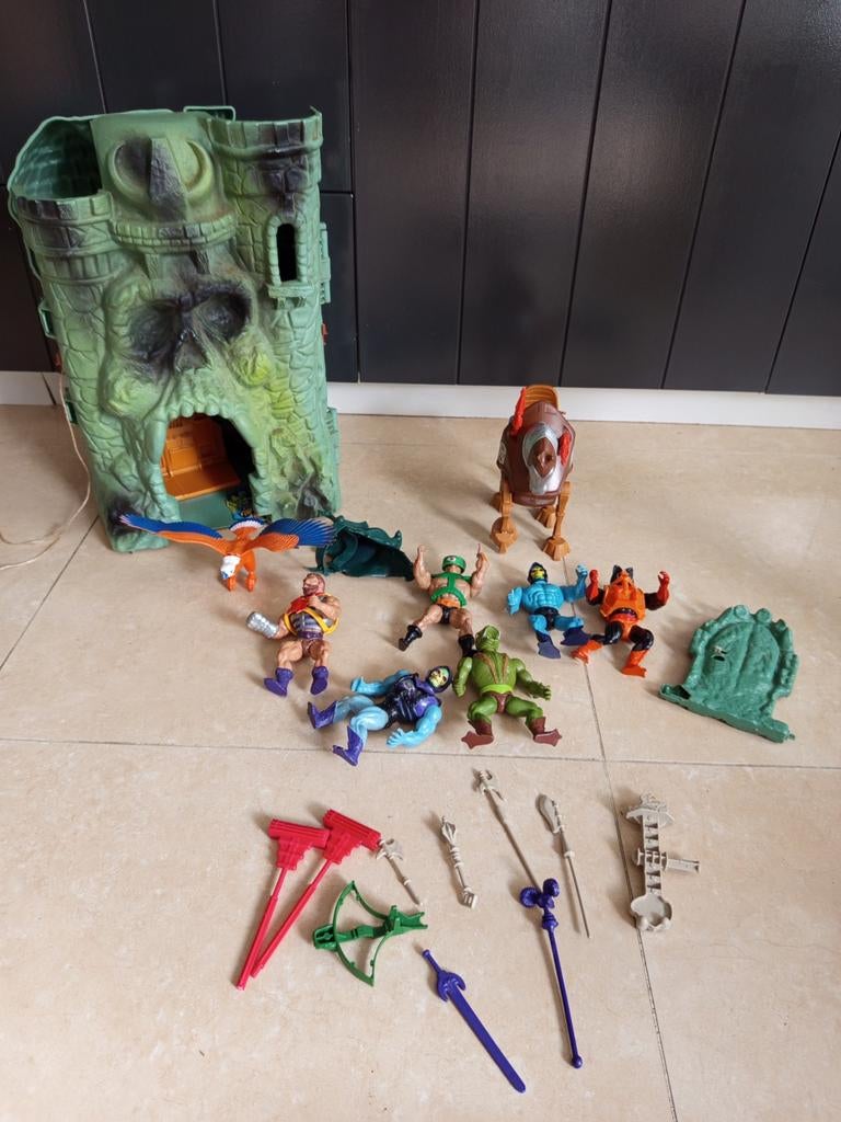 Masters of the universe castle+figuren, Hobby en Vrije tijd, Feestartikelen, Ophalen