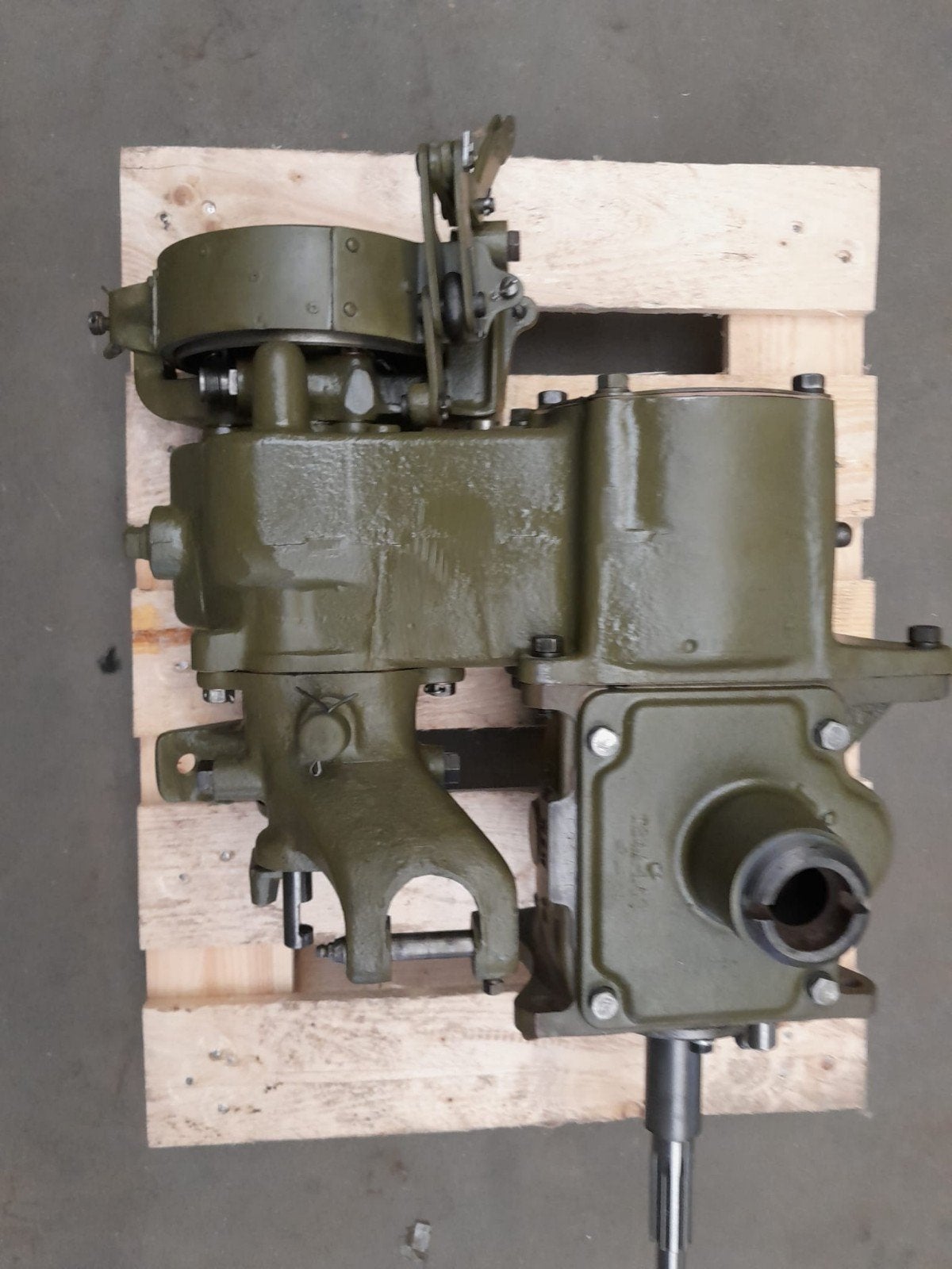 Willys MB Ford GPW T84 versnellingsbak gereviseerd, Ophalen, Gereviseerd, Ford