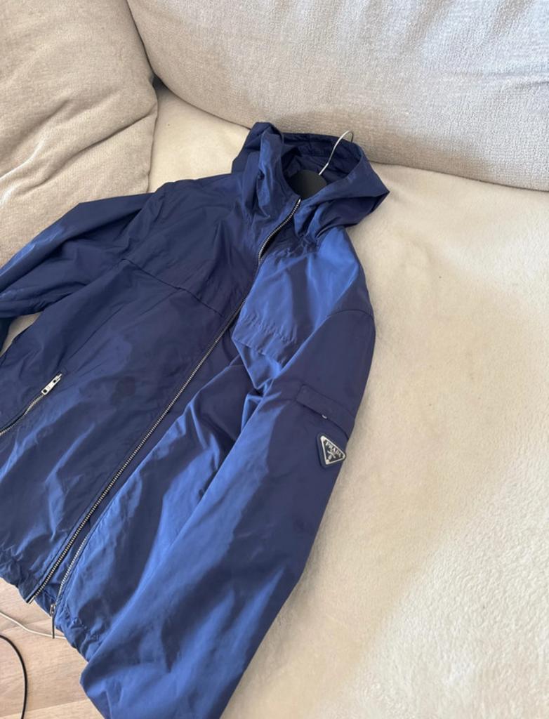 Prada jas maat 48 marineblauw, Ophalen of Verzenden, Zo goed als nieuw, Maat 48/50 (M), Blauw