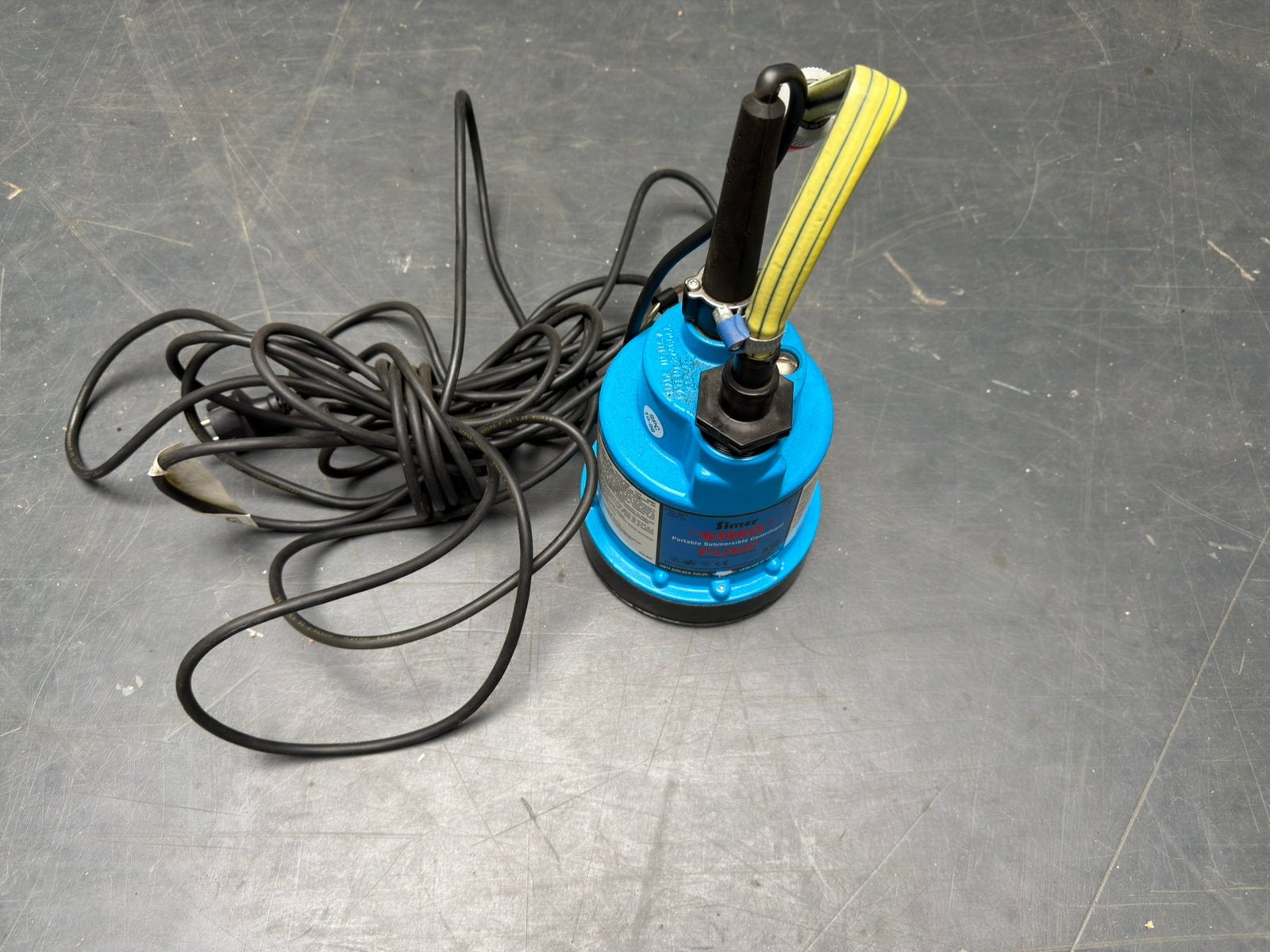 Dompel pomp 230v, Ophalen, Zo goed als nieuw, Dompelpomp