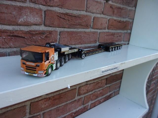 WSI  Scania  P  Low  10 x 4  van  Holtrop  van  der  Vlist., Hobby en Vrije tijd, Modelauto's | 1:50, Ophalen of Verzenden, Nieuw