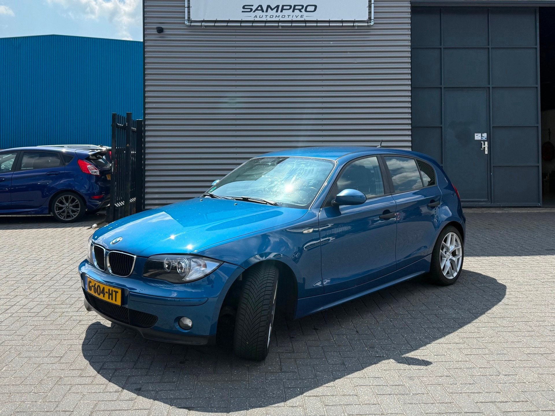 BMW 1-serie 116i, Auto's, 1596 cc, Achterwielaandrijving, Gebruikt, 4 cilinders
