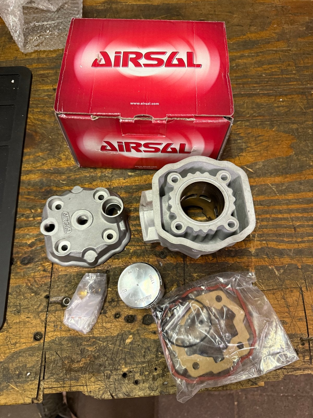 Nieuwe Airsal 70cc cilinder Derbi Euro2 OT, Fietsen en Brommers, Derbi, Derbi, Nieuw, Ophalen of Verzenden