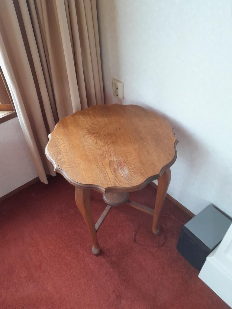 Mooie eikenhouten tafeltje, Ophalen